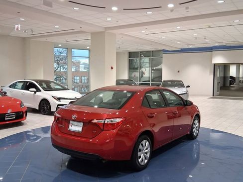 Used 2016 Toyota Corolla LE image 5