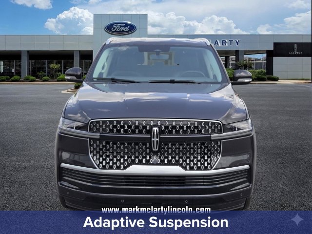 New 2027 Lincoln Navigator Premiere RWD image 7