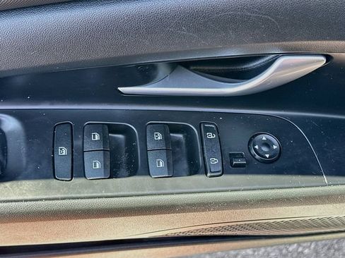Certified 2023 Hyundai Elantra SEL w/ Convenience Package FWD image 23