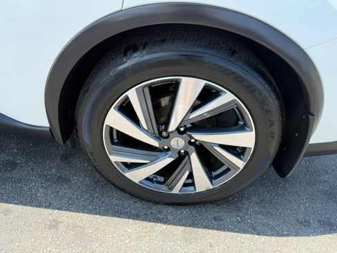 Used 2015 Nissan Murano Platinum w/ Platinum Technology Package AWD/4WD image 5