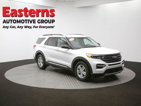 Used 2023 Ford Explorer XLT w/ Equipment Group 202A image 47