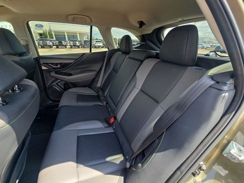Used 2023 Subaru Outback Onyx Edition AWD/4WD image 28