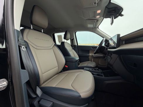 New 2026 Ford Maverick Lariat image 61