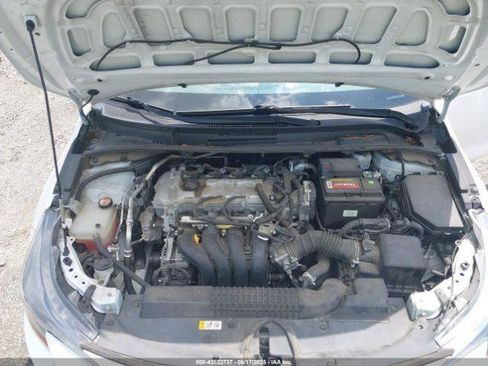 Used 2022 Toyota Corolla LE Sedan FWD image 22