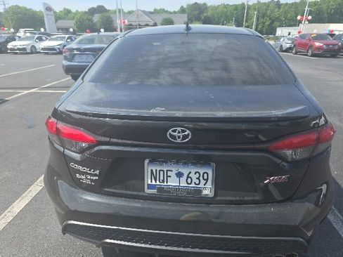 Used 2021 Toyota Corolla XSE FWD image 14