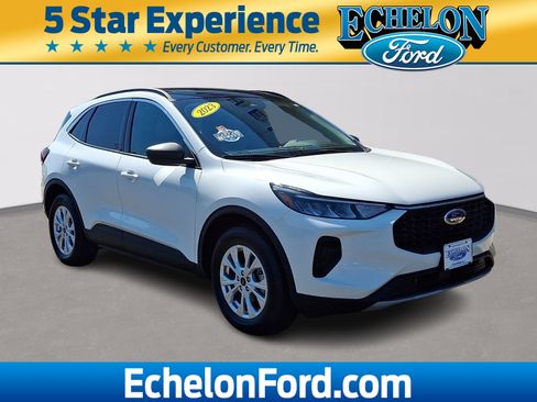 Certified 2023 Ford Escape Active w/ Tech Pack #1 AWD/4WD image 1