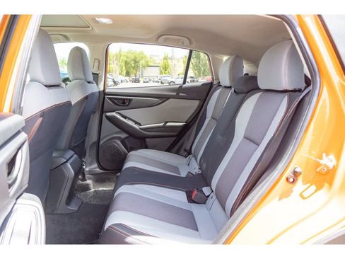 Used 2020 Subaru Crosstrek 2.0i Premium w/ Moonroof Package 1 AWD/4WD image 13
