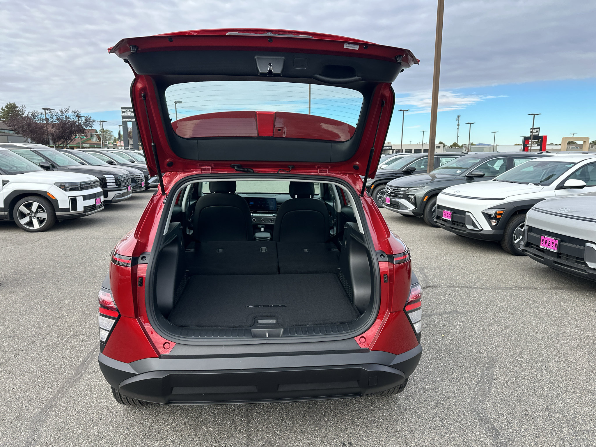Used 2026 Hyundai Kona SE AWD/4WD image 12