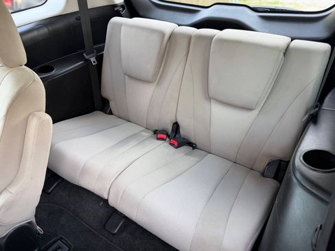 Used 2013 MAZDA MAZDA5 Sport FWD image 18