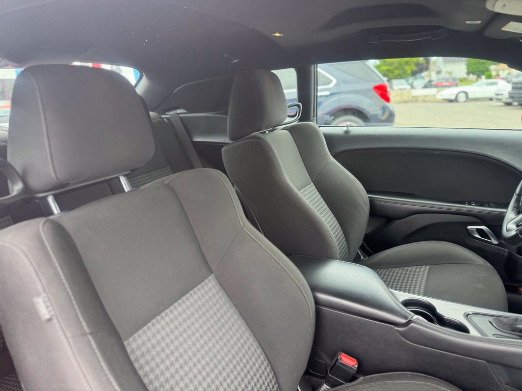 Used 2019 Dodge Challenger R/T RWD image 22