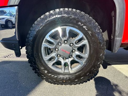 Used 2023 GMC Sierra 3500 SLE w/ SLE Value Package AWD/4WD image 27
