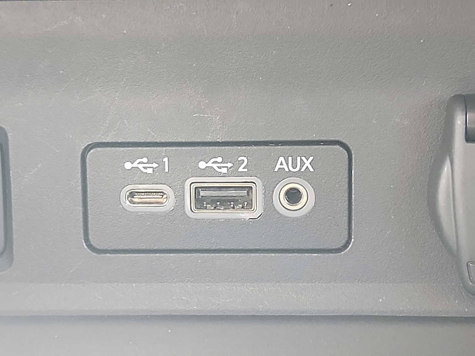 Used 2024 Nissan Sentra SV FWD image 23