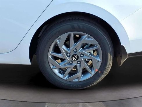 New 2026 Hyundai Elantra Blue image 10