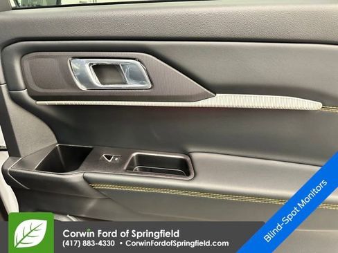 New 2026 Ford Explorer Tremor w/ Tremor Convenience Package image 17