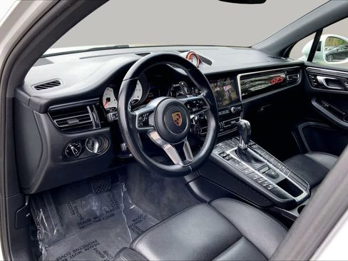 Used 2021 Porsche Macan GTS AWD/4WD image 16