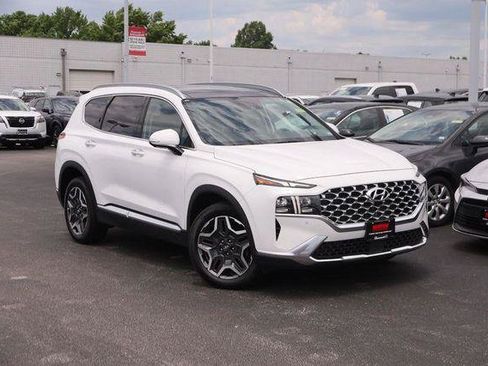 Used 2023 Hyundai Santa Fe Limited FWD image 2