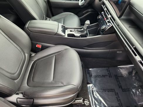 Certified 2025 Hyundai Tucson SEL FWD image 9