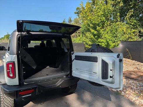 Used 2021 Ford Bronco First Edition AWD/4WD image 22
