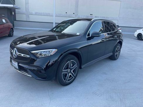 Certified 2025 Mercedes-Benz GLC 300 4MATIC image 27