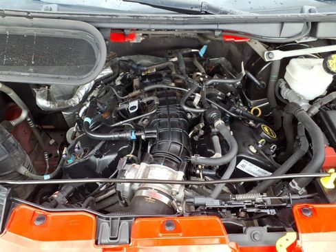 Used 2023 Ford Transit 250 Medium Roof AWD image 9