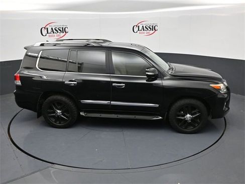 Used 2015 Lexus LX 570 4WD image 19