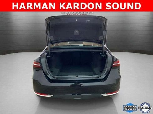 Used 2025 BMW 530i xDrive image 5