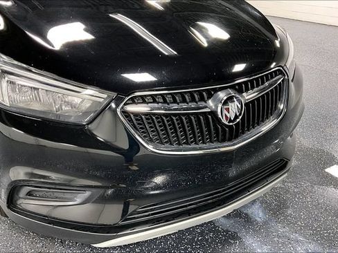 Used 2021 Buick Encore Preferred FWD image 27