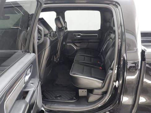 Used 2025 RAM 1500 Laramie w/ Sport Appearance Package AWD/4WD image 15