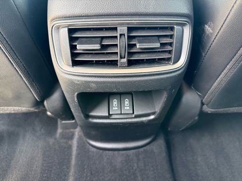 Used 2018 Honda CR-V Touring image 36