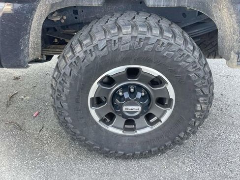 Used 2023 Ford F250 XLT w/ Black Appearance Package AWD/4WD image 6