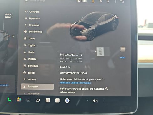 Used 2023 Tesla Model Y Long Range AWD/4WD image 24