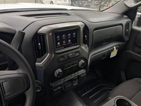 New 2026 GMC Sierra 2500 Pro w/ Convenience Package image 28