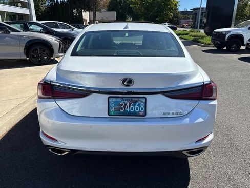 Used 2024 Lexus ES 350 w/ Premium Package FWD image 6