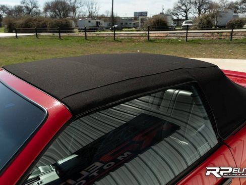 Used 1991 Chevrolet Camaro Z28 RWD image 32
