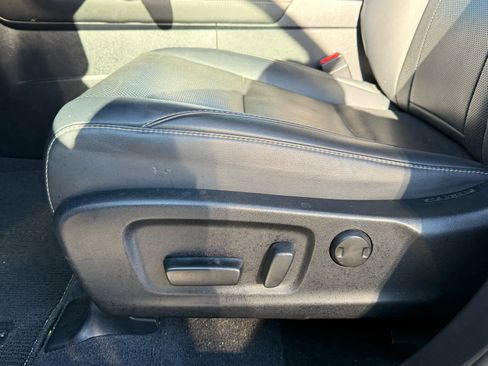 Used 2020 Lexus RX 350L FWD w/ Premium Package image 13