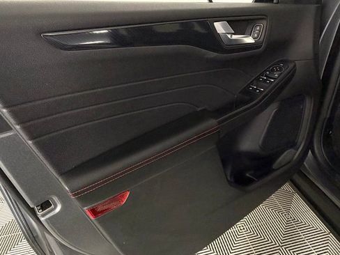 Used 2025 Ford Escape ST-Line image 22