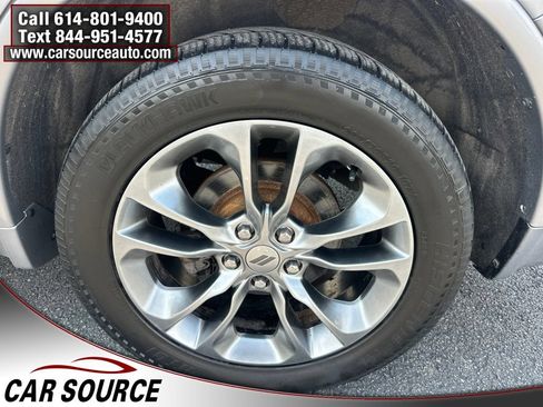 Used 2019 Dodge Durango GT AWD/4WD image 23