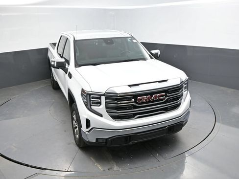 Used 2025 GMC Sierra 1500 SLT AWD/4WD image 25