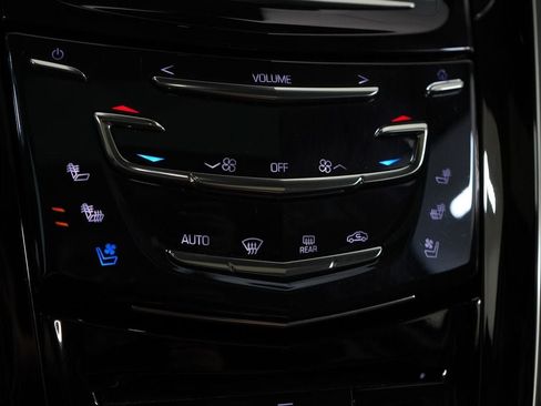 Used 2020 Cadillac Escalade Luxury AWD/4WD image 14