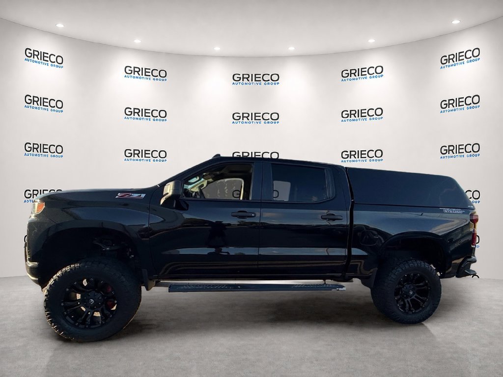 Used 2021 Chevrolet Silverado 1500 Custom Trail Boss w/ Midnight Edition AWD/4WD image 4