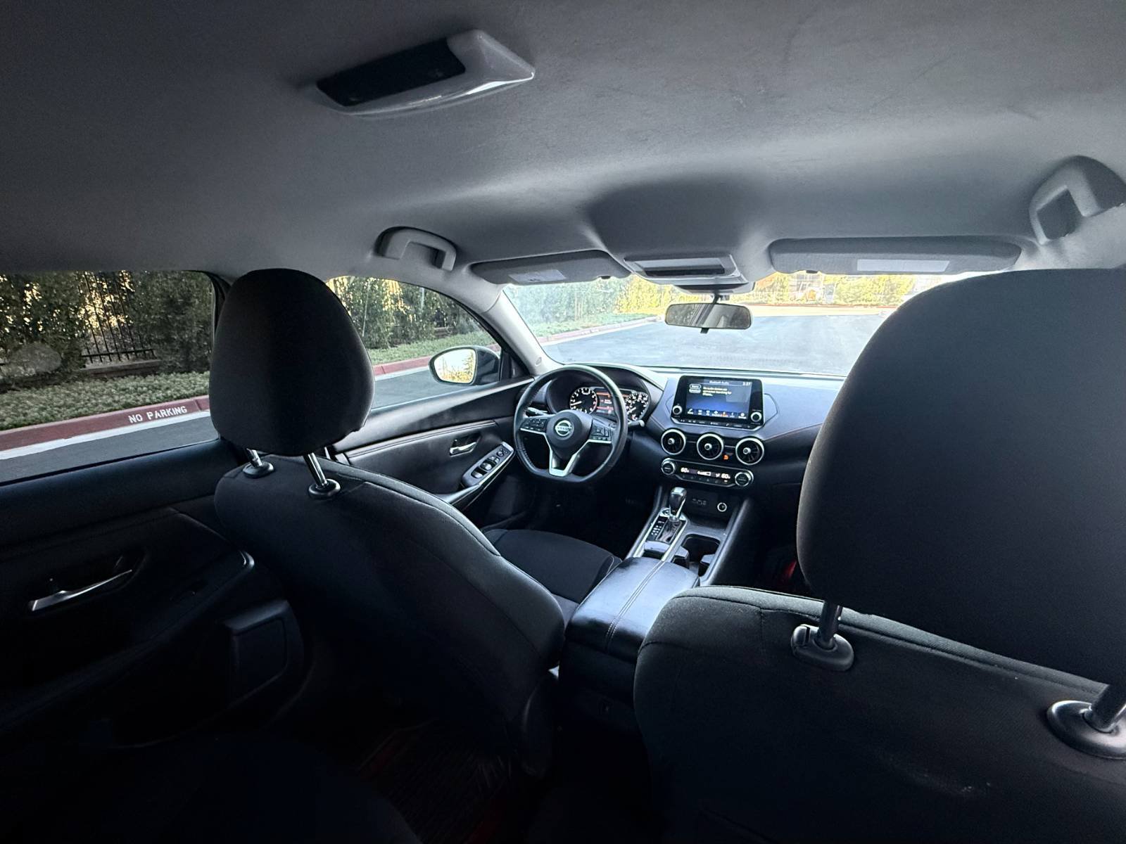 Used 2023 Nissan Sentra SR FWD image 19