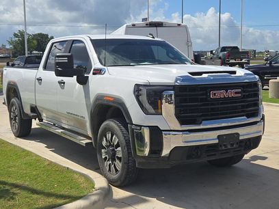 Used 2024 GMC Sierra 2500 Pro w/ Convenience Package
