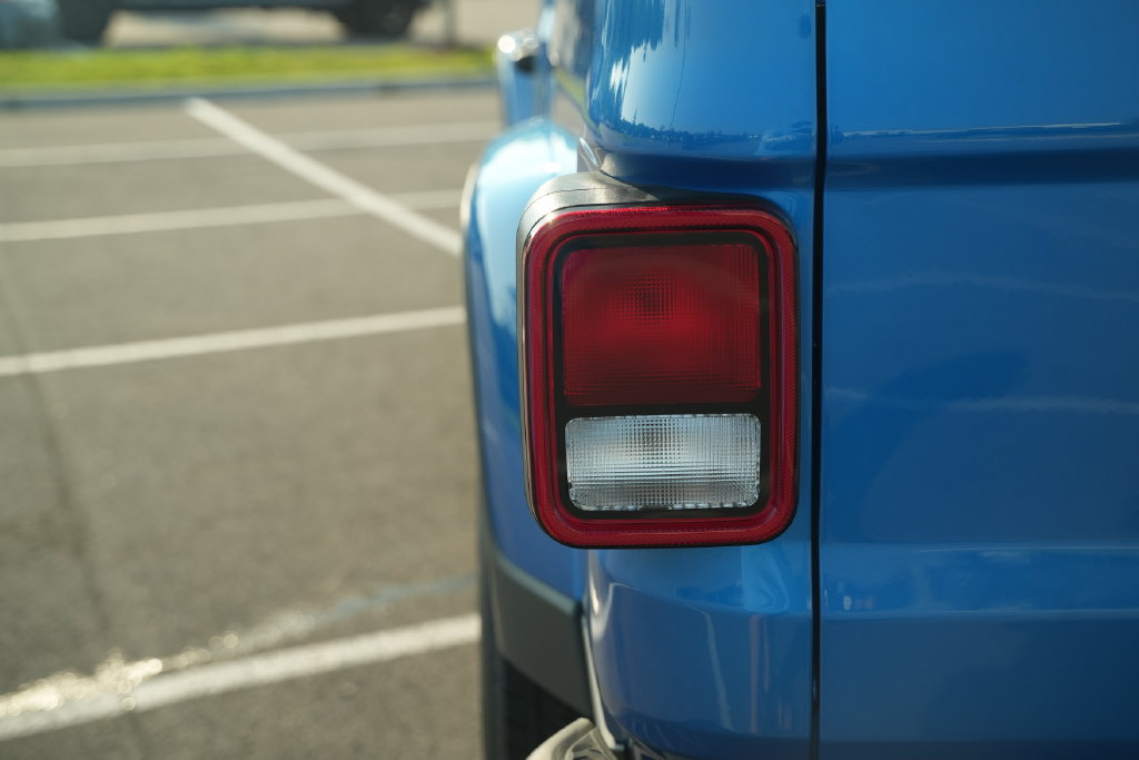 New 2026 Jeep Gladiator Sport AWD/4WD image 43