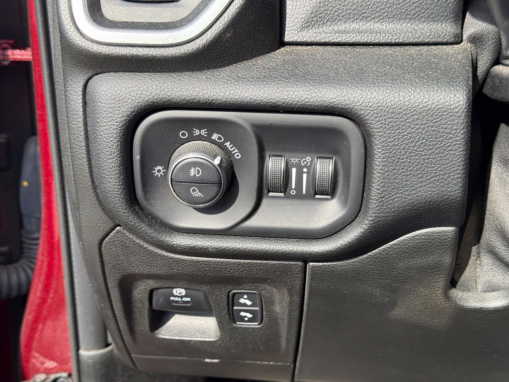 Used 2019 RAM 1500 Big Horn AWD/4WD image 20