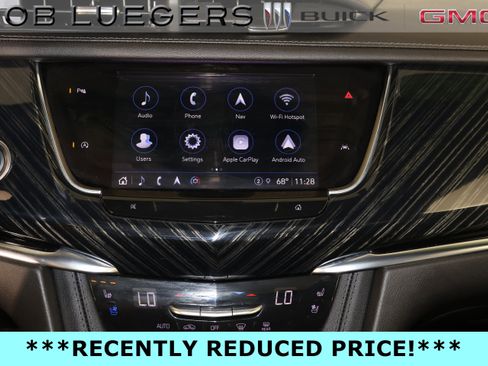 Certified 2025 Cadillac XT6 Premium Luxury FWD image 25