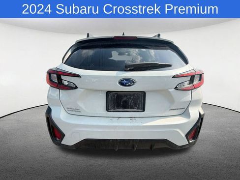 Used 2024 Subaru Crosstrek 2.0i Premium AWD/4WD image 14