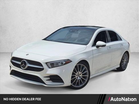 Certified 2019 Mercedes-Benz A 220 image 1