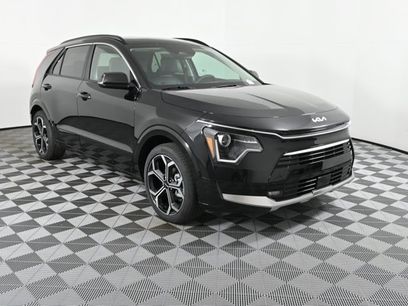 New 2025 Kia Niro EX Touring