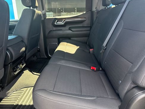 Used 2024 Chevrolet Silverado 1500 LT AWD/4WD image 29
