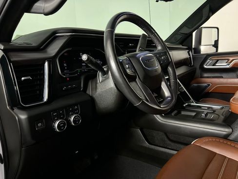 Used 2024 GMC Sierra 2500 Denali Ultimate image 22